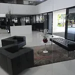 Ape Completo Com Suite E Sofa-Cama Ideal Para 4 Hospedes - Landscape